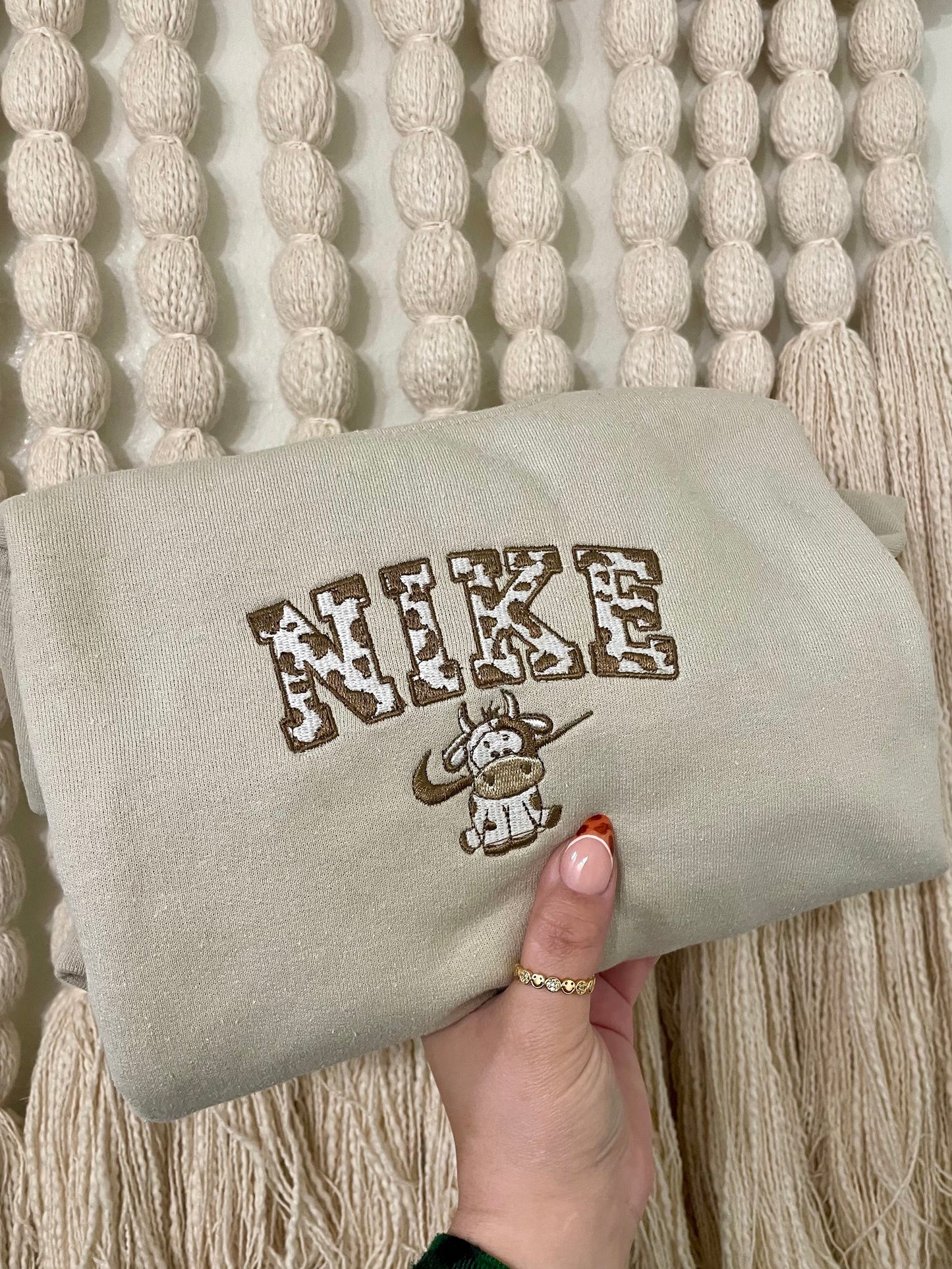 MOOO'D (brown thread)